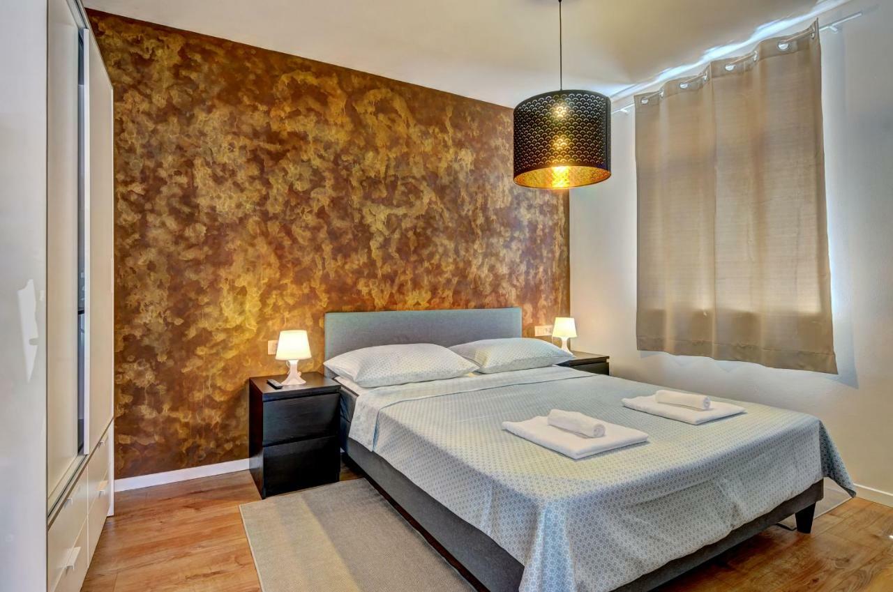 דירות PUY Apartman M מראה חיצוני תמונה